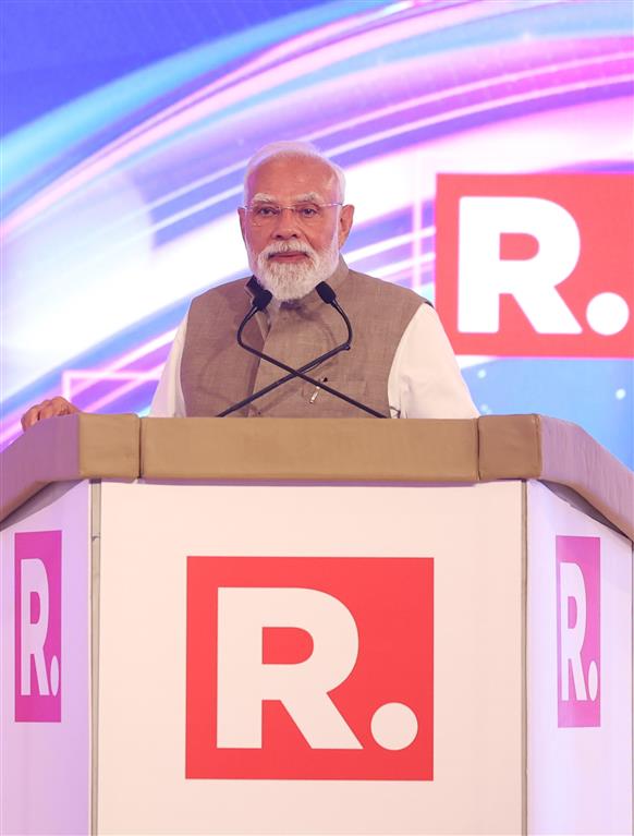 प्रधानमंत्री श्री नरेन्द्र मोदी 22 जून, 2026 को नई दिल्ली में आयोजित रिपब्लिक समिट-2026 में उपस्थित लोगों को संबोधित करते हुए।
