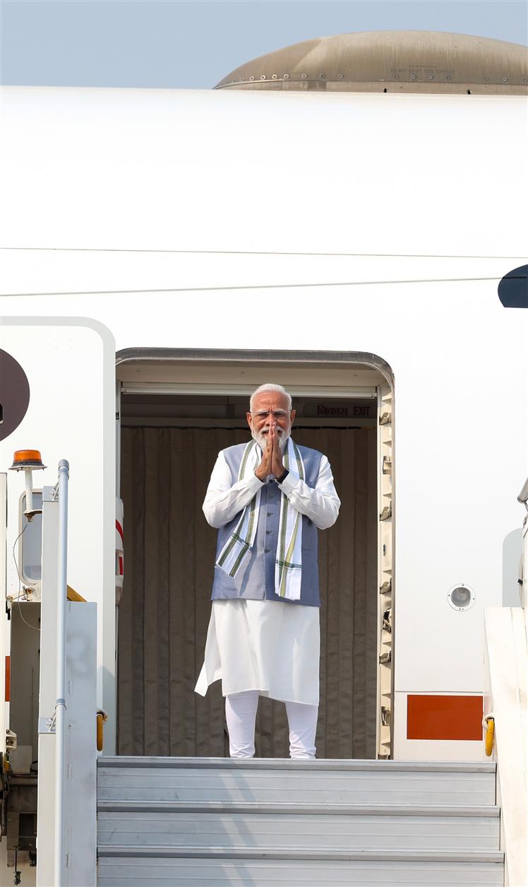 प्रधानमंत्री श्री नरेन्द्र मोदी 27 जून, 2026 को सेशेल्स की तीन दिवसीय राजकीय यात्रा के लिए नई दिल्ली से प्रस्थान करते हुए।:Prime Minister