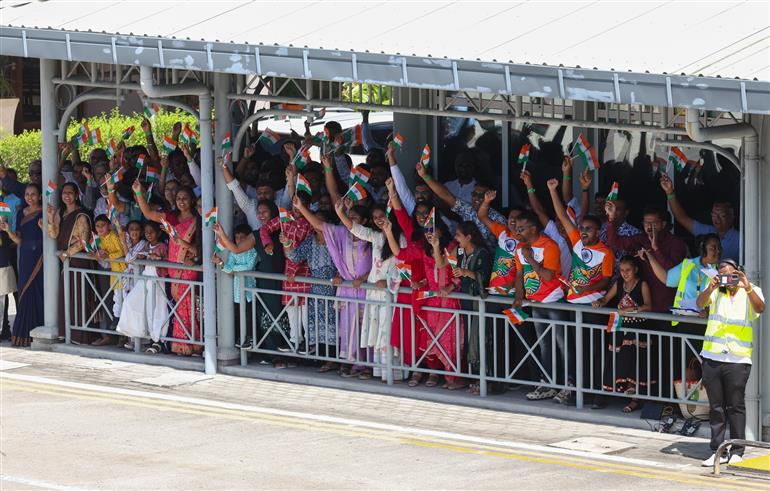 प्रधानमंत्री श्री नरेन्द्र मोदी का 27 जून, 2026 को सेशेल्स पहुंचने पर भारतीय समुदाय ने भव्य स्वागत किया।:Prime Minister