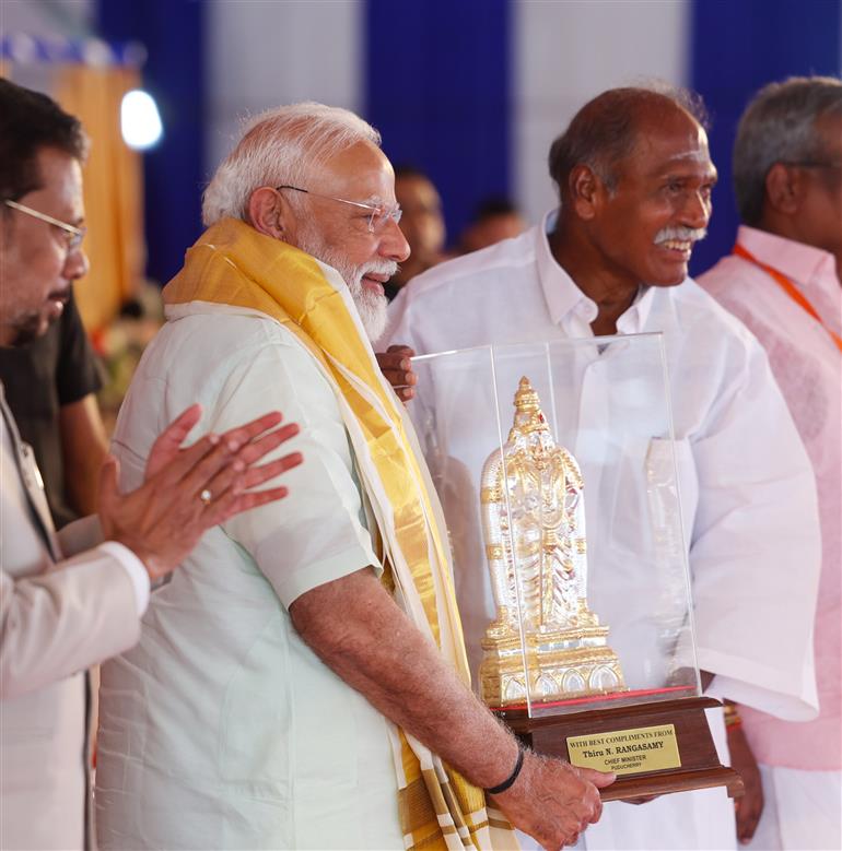 प्रधानमंत्री श्री नरेन्द्र मोदी ने 01 मार्च, 2026 को पुदुचेरी में अलग-अलग परियोजनाओं के उद्घाटन और शिलान्यास समारोह में शिरकत की।
