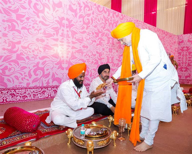 केंद्रीय गृह एवं सहकारिता मंत्री श्री अमित शाह ने 01 मार्च, 2026 को महाराष्ट्र के नवी मुंबई में गुरु साहिब के 350वें शहीदी दिवस के अवसर पर आयोजित समारोह में शिरकत की।