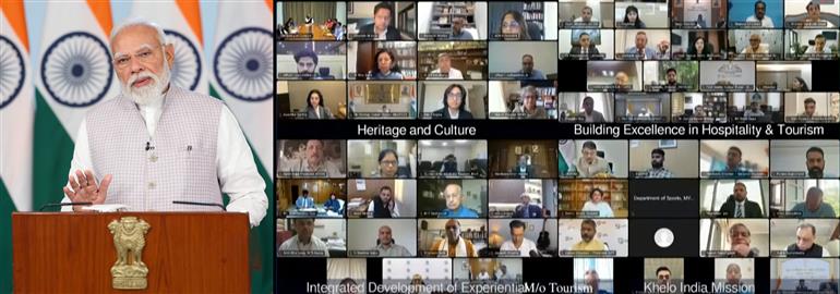 प्रधानमंत्री श्री नरेन्द्र मोदी ने 09 मार्च, 2026 को वीडियो कॉन्फ्रेंसिंग के जरिए “सबका साथ सबका विकास-लोगों की आकांक्षाओं को पूरा करना” विषय पर बजट पश्वात आयोजित वेबिनार को संबोधित किया।