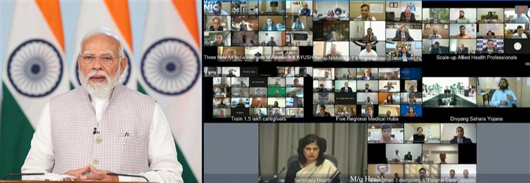 प्रधानमंत्री श्री नरेन्द्र मोदी ने 09 मार्च, 2026 को वीडियो कॉन्फ्रेंसिंग के जरिए “सबका साथ सबका विकास-लोगों की आकांक्षाओं को पूरा करना” विषय पर बजट पश्वात आयोजित वेबिनार को संबोधित किया।