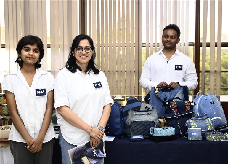 09 मार्च, 2026 को नई दिल्ली में आयोजित फिक्की एफएलओ नेशनल एमएसएमई अवॉर्ड्स समारोह की झलकियाँ।