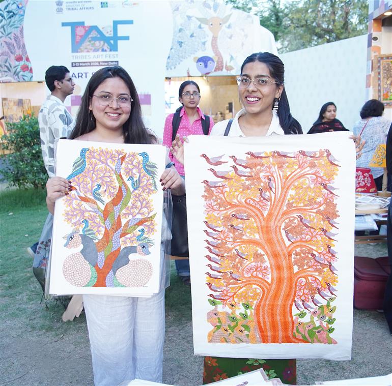 केंद्रीय जनजातीय कार्य मंत्री श्री जुएल उरांव ने 13 मार्च 2026 को नई दिल्ली में 'ट्राइब्स आर्ट फेस्ट (टीएफ)' के समापन समारोह में शिरकत की।
