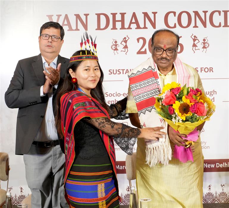 केंद्रीय जनजातीय कार्य राज्य मंत्री श्री दुर्गादास उइके 29 मार्च, 2026 को नई दिल्ली में वन-धन सम्मेलन में शामिल हुए। 