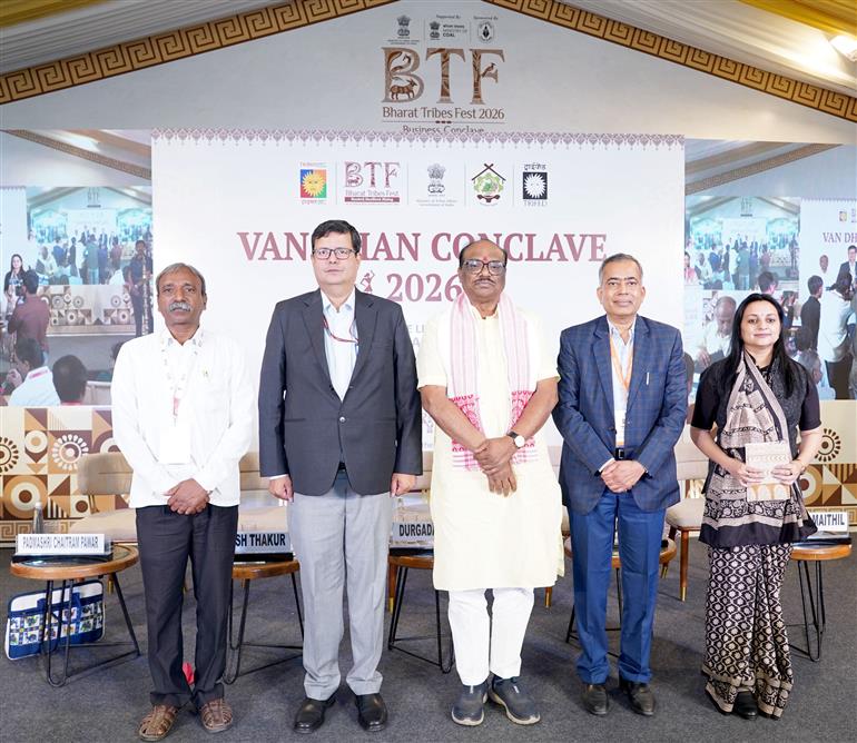 केंद्रीय जनजातीय कार्य राज्य मंत्री श्री दुर्गादास उइके 29 मार्च, 2026 को नई दिल्ली में वन-धन सम्मेलन में शामिल हुए।