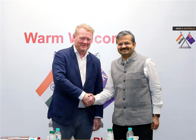 8 मई, 2026 को नई दिल्ली में आयोजित 10वीं भारत-ऑस्ट्रेलिया रक्षा नीति वार्ता की झलकियाँ।
