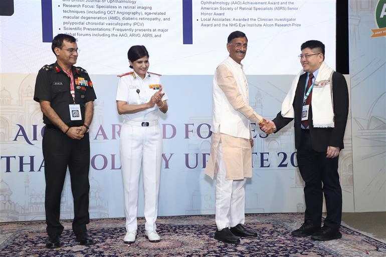 रक्षा राज्य मंत्री श्री संजय सेठ ने 09 मई, 2026 को नई दिल्ली में 