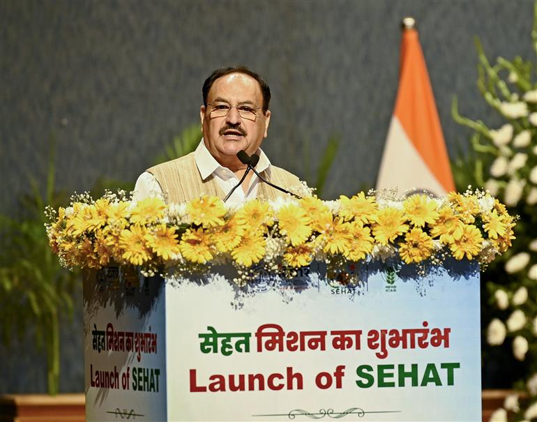 केंद्रीय स्वास्थ्य एवं परिवार कल्याण तथा रसायन एवं उर्वरक मंत्री श्री जगत प्रकाश नड्डा 11 मई, 2026 को नई दिल्ली में सेहत (कृषि परिवर्तन के माध्यम से स्वास्थ्य के लिए वैज्ञानिक उत्कृष्टता) मिशन के शुभारंभ के अवसर पर संबोधित करते हुए।