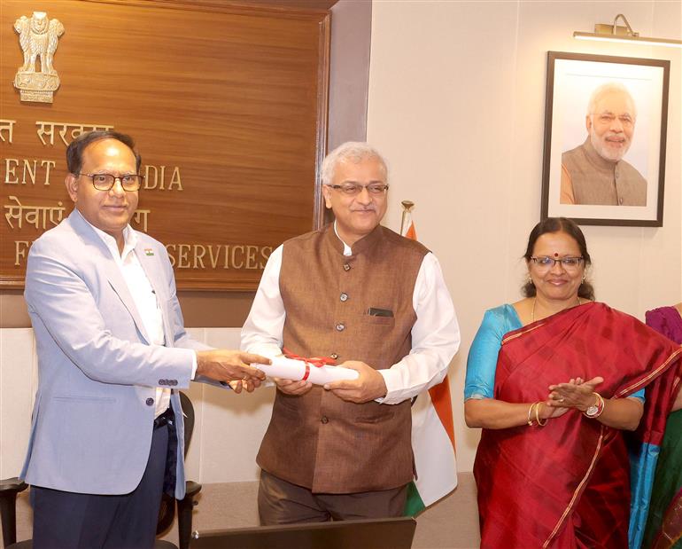 वित्त मंत्रालय के वित्तीय सेवा विभाग (डीएफएस) के सचिव श्री एम. नागराजू ने 12 मई, 2026 को नई दिल्ली में 