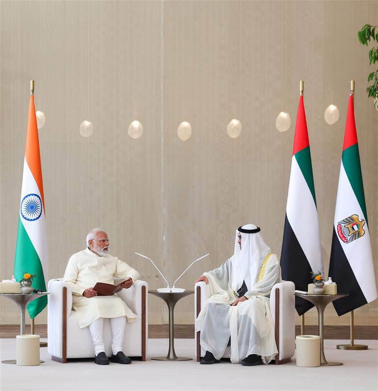 प्रधानमंत्री श्री नरेन्द्र मोदी ने 15 मई, 2026 को अबू धाबी, संयुक्त अरब अमीरात में भारत और संयुक्त अरब अमीरात के बीच प्रतिनिधिमंडल स्तर की वार्ता में शिरकत की।