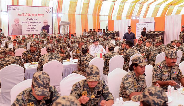 केन्द्रीय गृह एवं सहकारिता मंत्री श्री अमित शाह ने 29 मई, 2026 को गुजरात में जी-7 बॉर्डर आउट पोस्ट पर 