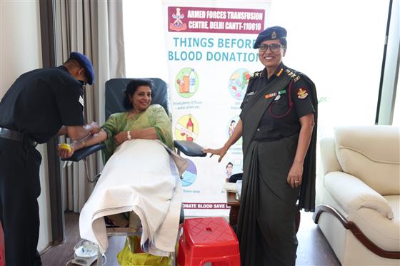 रक्षा मंत्रालय ने राष्ट्रीय स्वैच्छिक रक्तदान दिवस के अवसर पर 01 अक्टूबर 2026 को नई दिल्ली स्थित कर्तव्य भवन-2 में स्वैच्छिक रक्तदान शिविर का आयोजन किया।
