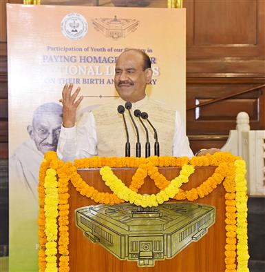 The Speaker of Lok Sabha, Shri Om Birla addressing at the ‘Know Your Leader’ program at Parliament House, in New Delhi on October 02, 2026.
