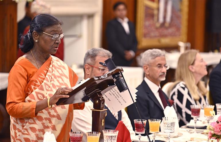 The President of India, Smt. Droupadi Murmu meets the President of the Swiss Confederation, Mr. Guy Parmelin and hosts a Banquet Dinner in his honour at Rashtrapati Bhavan, in New Delhi on October 05, 2026.