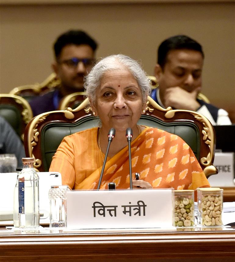  केंद्रीय वित्त एवं कॉर्पोरेट मामलों की मंत्री श्रीमती निर्मला सीतारमण ने 08 अक्टूबर, 2026 को नई दिल्ली स्थित भारत मंडपम में वस्तु एवं सेवा कर (जीएसटी) परिषद की 57वीं बैठक की अध्यक्षता की।
