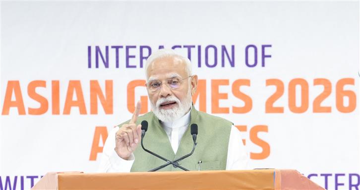 प्रधानमंत्री श्री नरेन्द्र मोदी 15 अक्टूबर, 2026 को नई दिल्ली में एशियाई खेल 2026 में शामिल भारतीय दल के सम्मान समारोह को संबोधित करते हुए।


