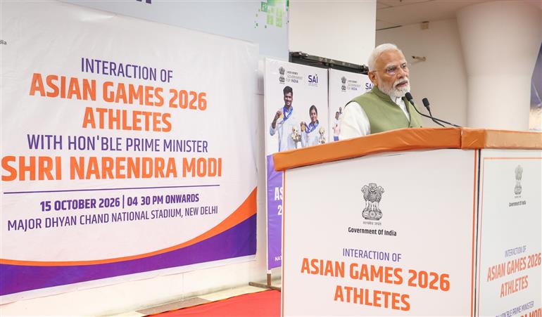 प्रधानमंत्री श्री नरेन्द्र मोदी 15 अक्टूबर, 2026 को नई दिल्ली में एशियाई खेल 2026 में शामिल भारतीय दल के सम्मान समारोह को संबोधित करते हुए।


