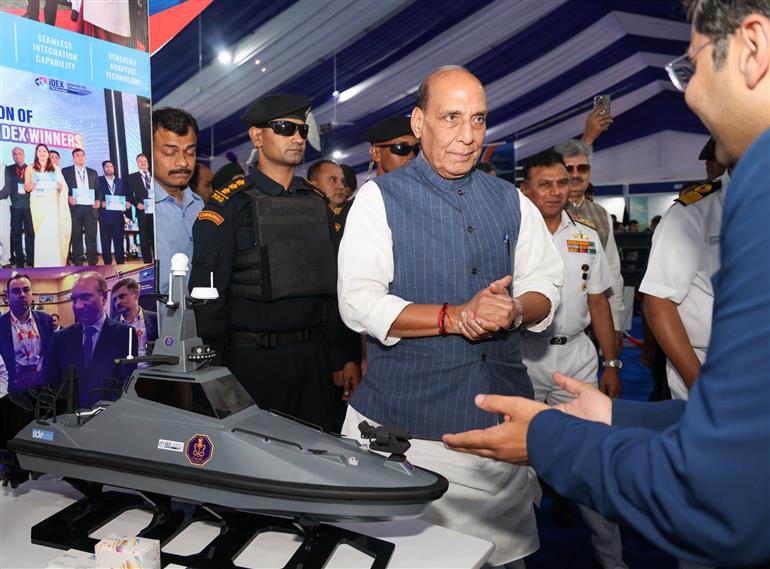 केंद्रीय रक्षा मंत्री श्री राजनाथ सिंह 26 अक्टूबर, 2026 को नई दिल्ली में आयोजित 'स्वावलंबन 2026' कार्यक्रम में शामिल हुए।