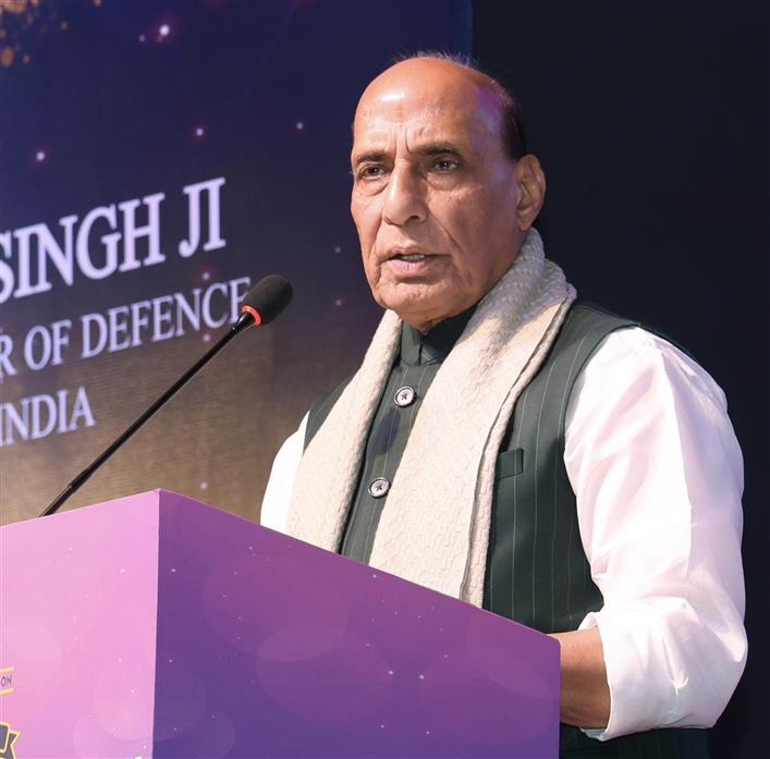 केंद्रीय रक्षा मंत्री श्री राजनाथ सिंह 01 सितंबर, 2026 को उत्तर प्रदेश के ग्रेटर नोएडा में एक एमएसएमई कार्यक्रम को संबोधित करते हुए।