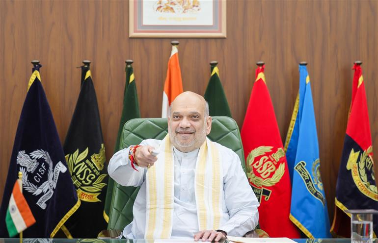 केंद्रीय गृह एवं सहकारिता मंत्री श्री अमित शाह ने 4 सितंबर, 2026 को वीडियो कॉन्फ्रेंसिंग के माध्यम से आर्चरी एसोसिएशन ऑफ इंडिया की ‘वर्ल्ड आर्चरी पैरा सीरीज’ का उद्घाटन किया।