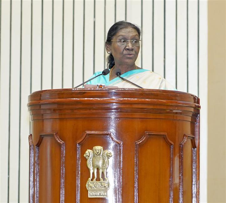 राष्ट्रपति श्रीमती द्रौपदी मुर्मु ने 5 सितंबर, 2026 को विज्ञान भवन, नई दिल्ली में आयोजित शिक्षक दिवस समारोह को संबोधित किया।