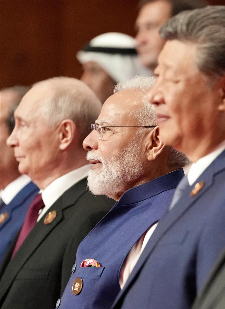 PM in a family photo with leaders of BRICS Member/Partner Countries Outreach Invitees and Heads of International Organisations at the 18th BRICS Summit, in Bharat Mandapam, New Delhi on September 13, 2026.