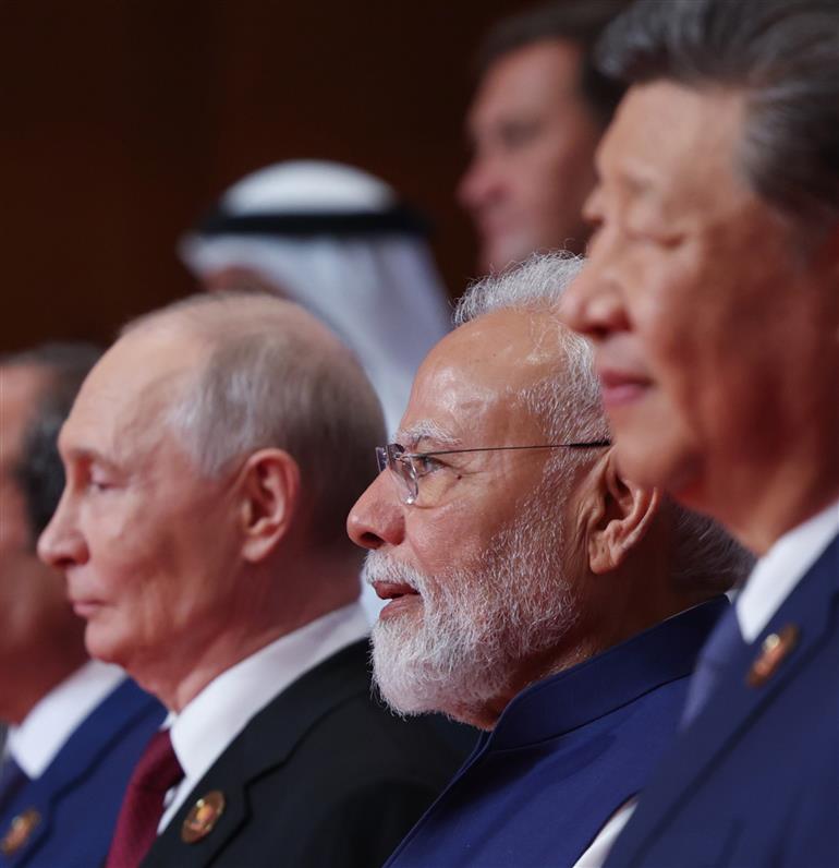 PM in a family photo with leaders of BRICS Member/Partner Countries Outreach Invitees and Heads of International Organisations at the 18th BRICS Summit, in Bharat Mandapam, New Delhi on September 13, 2026.