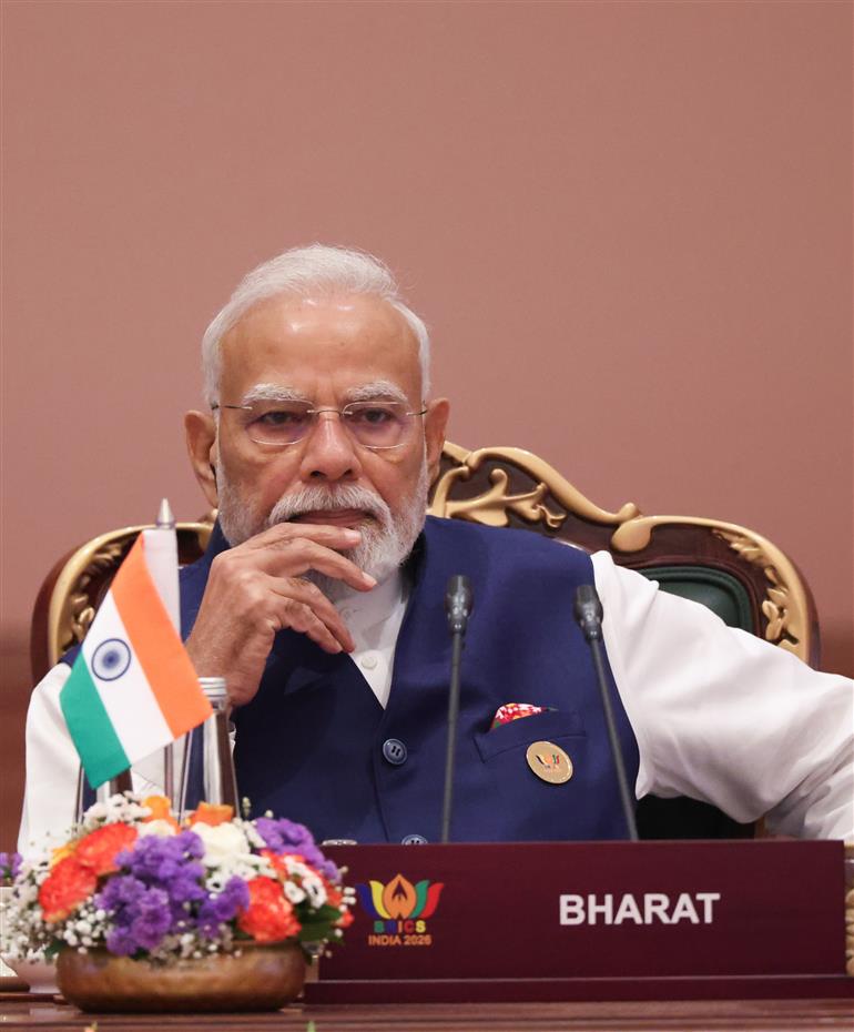 13 सितंबर, 2026 को नई दिल्ली स्थित भारत मंडपम में ‘लचीलापन, नवाचार, सहयोग और सततता: समावेशी वैश्विक विकास के लिए भविष्य को आकार देना’ विषय पर आयोजित ब्रिक्स शिखर सम्मेलन सत्र में उद्घाटन वक्तव्य देते हुए प्रधानमंत्री श्री नरेन्द्र मोदी।
