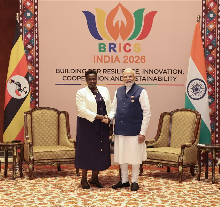 प्रधानमंत्री श्री नरेन्द्र मोदी ने 13 सितंबर, 2026 को नई दिल्ली के भारत मंडपम में 18वें ब्रिक्स शिखर सम्मेलन के दौरान युगांडा की उपराष्ट्रपति सुश्री जेसिका अलुपो के साथ द्विपक्षीय बैठक की।