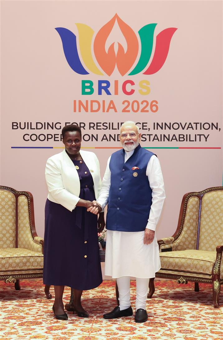 प्रधानमंत्री श्री नरेन्द्र मोदी ने 13 सितंबर, 2026 को नई दिल्ली के भारत मंडपम में 18वें ब्रिक्स शिखर सम्मेलन के दौरान युगांडा की उपराष्ट्रपति सुश्री जेसिका अलुपो के साथ द्विपक्षीय बैठक की।