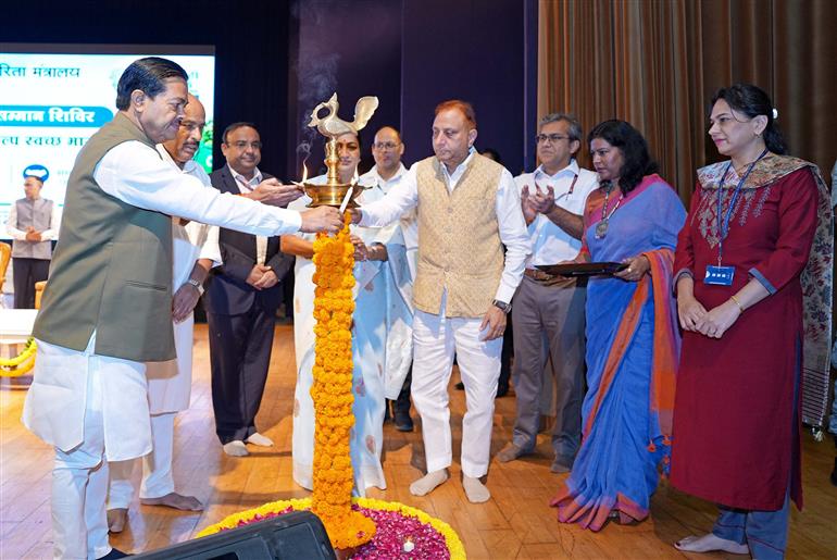 The Minister of State for Consumer Affairs, Food & Public Distribution and Social Justice & Empowerment, Shri B. L. Verma lighting the lamp during the Safai-Mitra Suraksha Evam Samman Shivir with the theme “Samman Safai Mitron Ka, Sankalp Swachh Bharat Ka” under the Swachhata Hi Seva 2026 Campaign in the presence of the Union Minister for Social Justice and Empowerment, Dr. Virendra Kumar, in New Delhi on September 30, 2026.