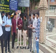 A group of men standing outsideAI-generated content may be incorrect.