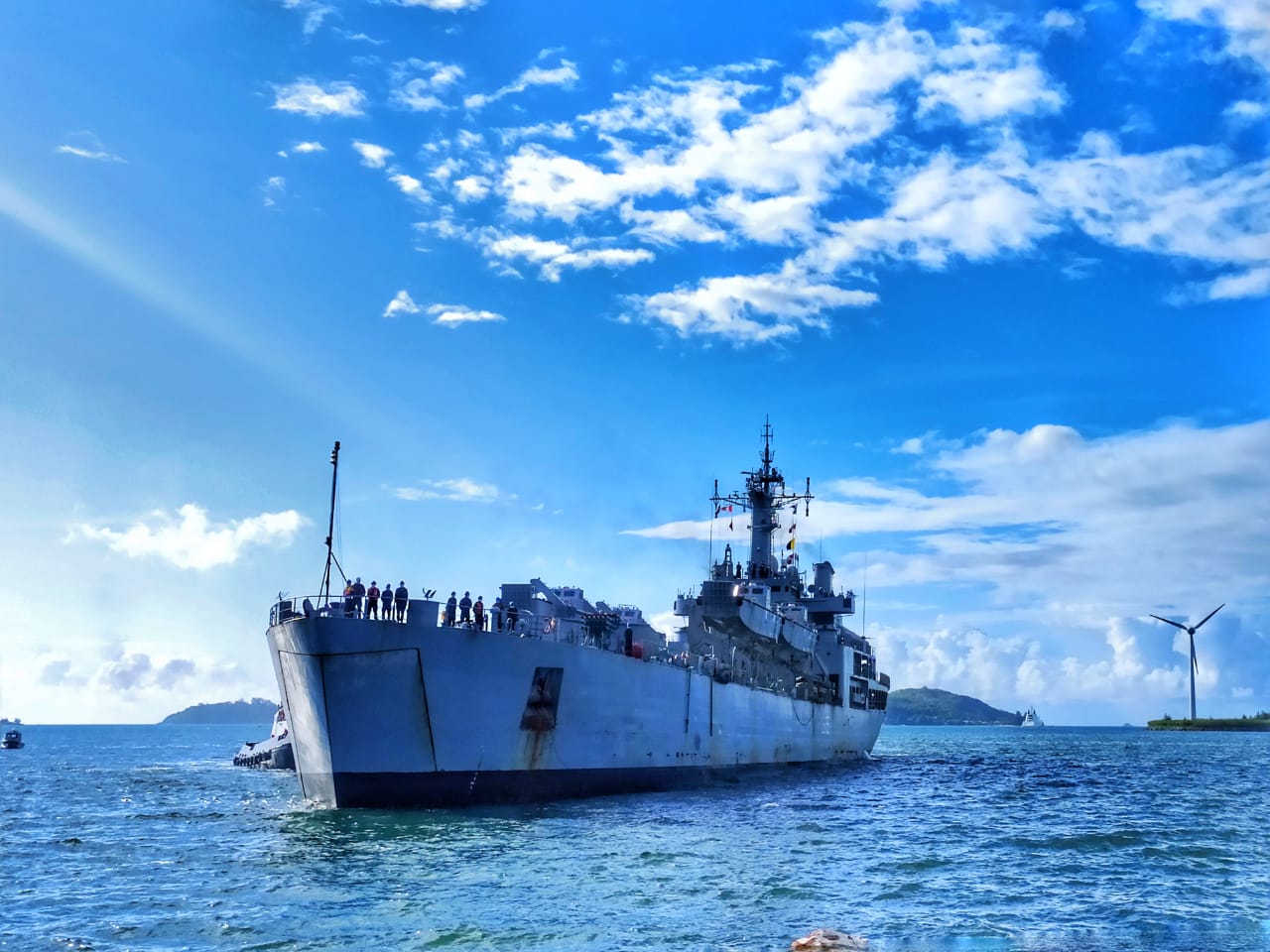 Indian Naval Ship Kesari delivers essential medicines for people of  Seychelles