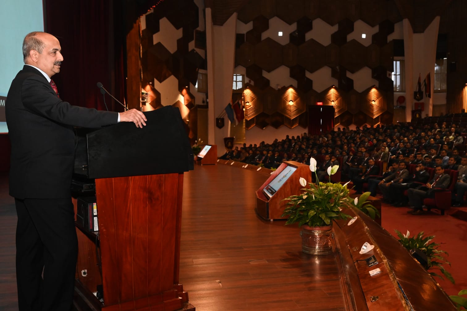 Air Chief Marshal VR Chaudhari, the Chief of Air Staff, speaks to the 79th Staff Course at Defence Services Staff College in Wellington.