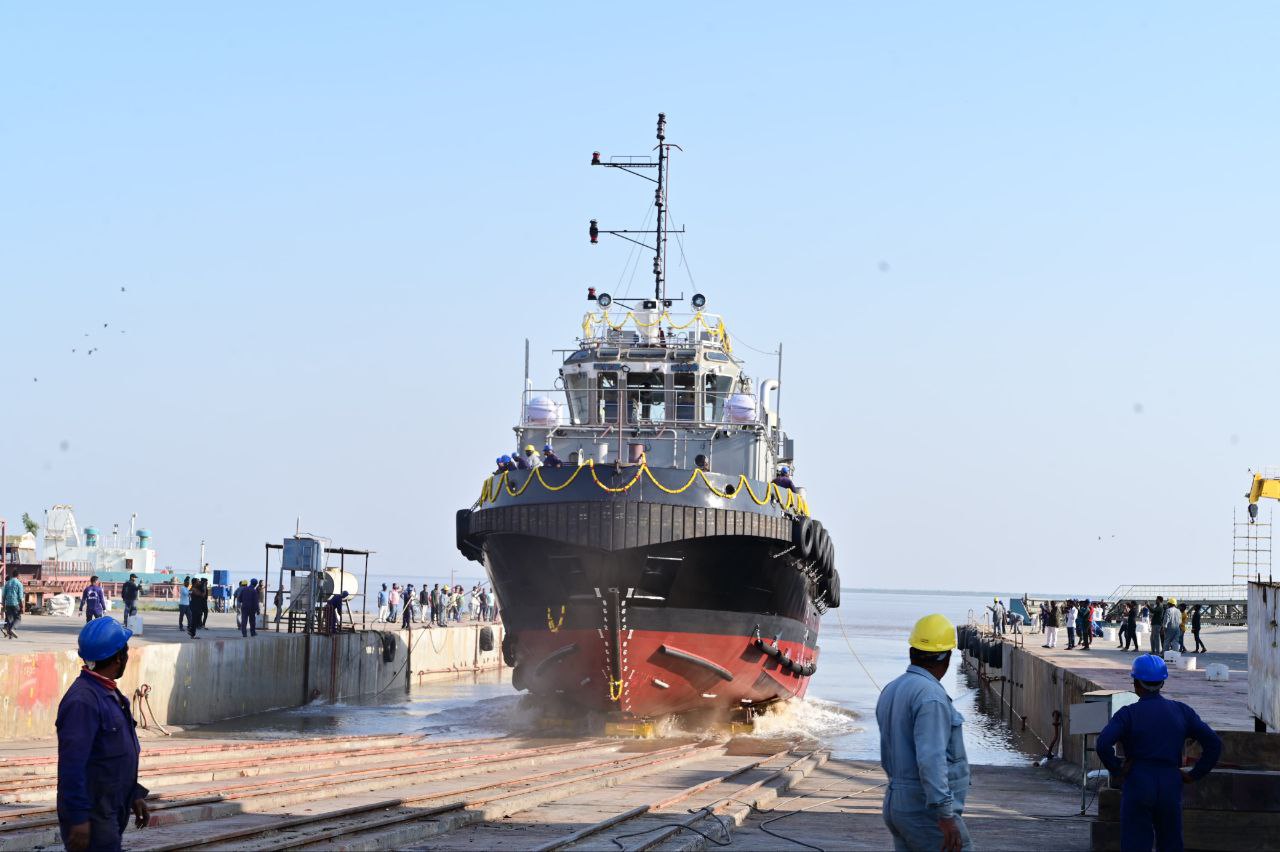 25T Bollard Pull (BP) Tug ‘Baljeet’ launched in Bharuch