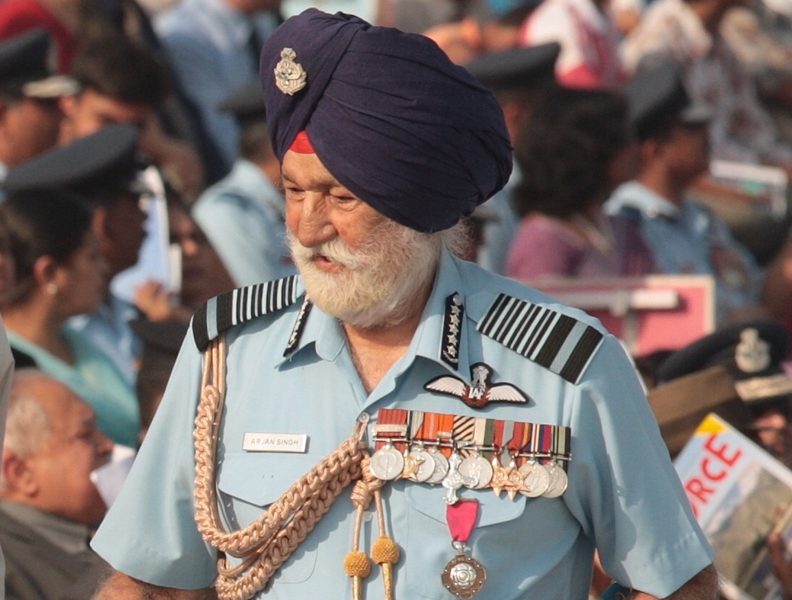 भारतीय वायुसेना द्वारा मार्शल ऑफ एयरफोर्स अर्जन सिंह डीएफसी को श्रद्धांजलि