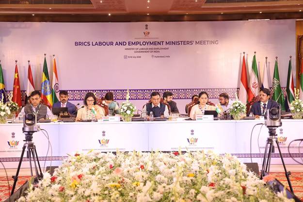 Dr. Mansukh Mandaviya at 12th BRICS Labour & Employment Ministers' Meeting in Hyderabad news image