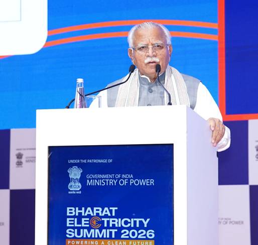 A person standing at a podiumDescription automatically generated