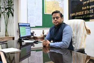 C:\Users\Administrator\Downloads\WhatsApp Image 2025-10-14 at 3.48.34 PM.jpeg
