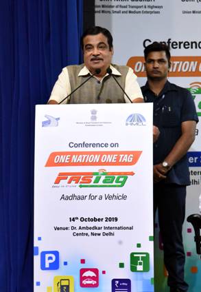 Union Minister for Road Transport & Highways and Micro, Small and Medium Enterprises Shri Nitin Gadkari addressing the conference on ‘One Nation One Tag – FASTag’ in New Delhi today.