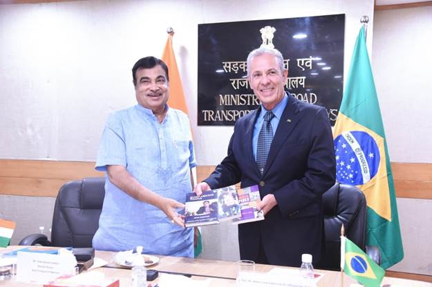 Shri Nitin Gadkari meets Brazilian Minister of Mines and Energy Mr Bento Albuquerque