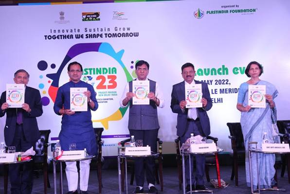 Union Minister for Chemicals & Fertilizers and Health and Family Welfare Dr. Mansukh Mandaviya Launches PLASTINDIA 2023