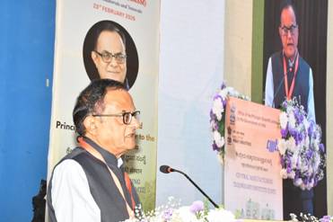 A person standing at a podiumAI-generated content may be incorrect.