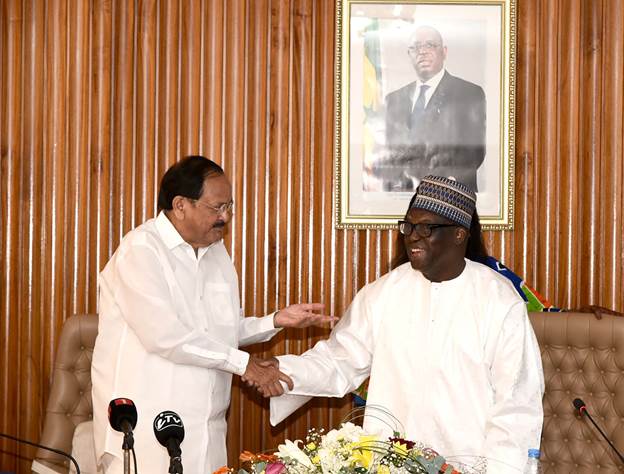 Vice President holds delegation level talks with the President (Speaker) of the National Assembly of Senegal