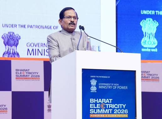 A person standing at a podiumDescription automatically generated