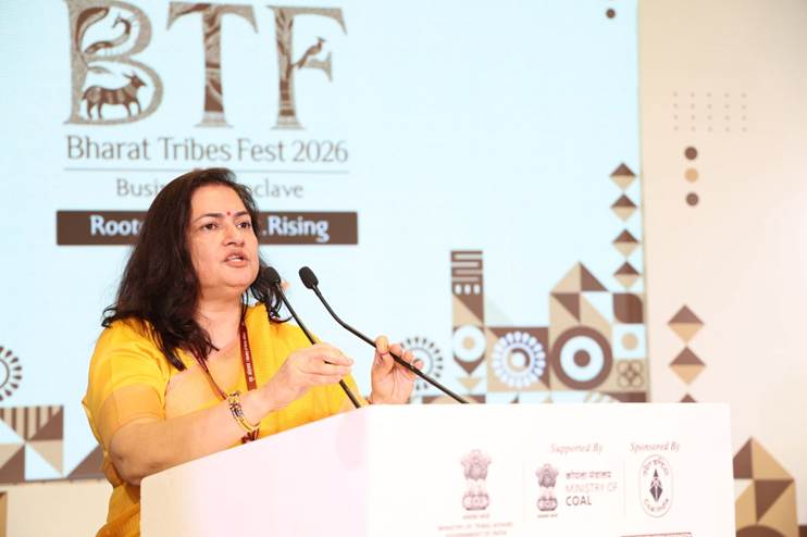 A person speaking into microphonesAI-generated content may be incorrect.