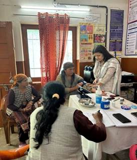 A group of people sitting around a tableAI-generated content may be incorrect.